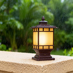 Vintage Outdoor Post Light with Aluminum Body and Glass Shade
