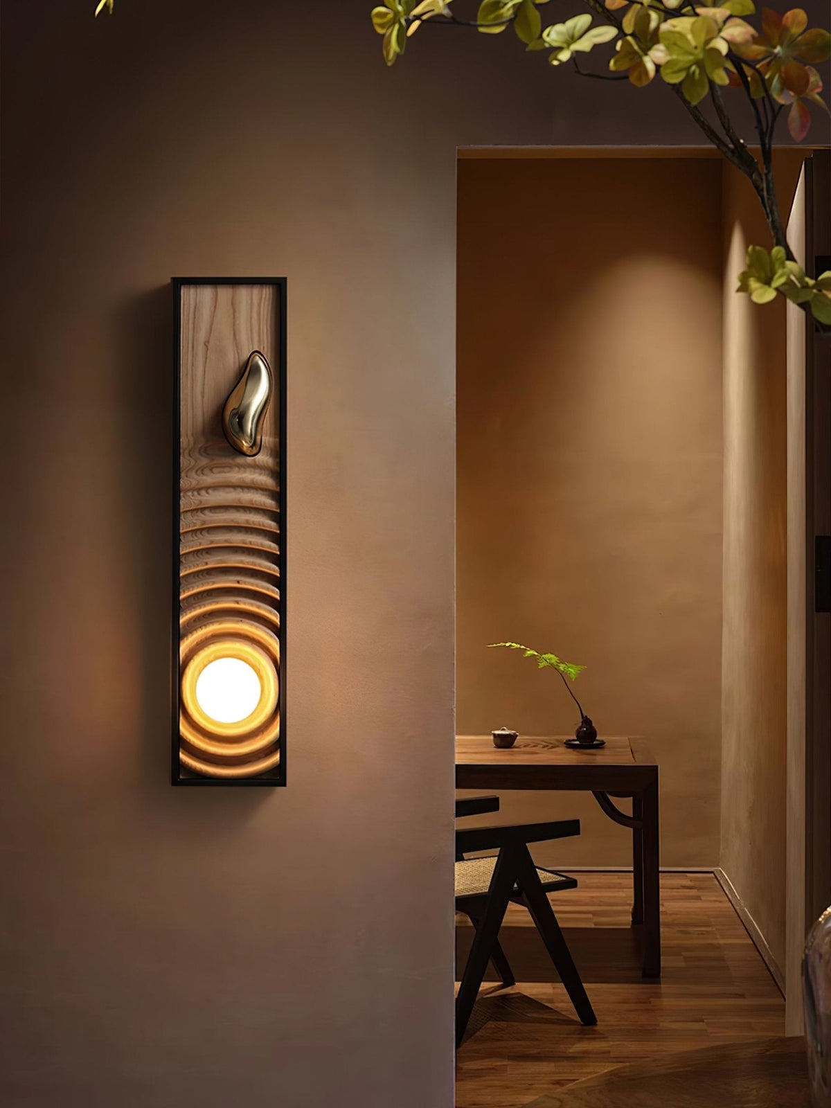 Solano Ripple Wall Sconce – Modern Wood & Brass LED Wall Light