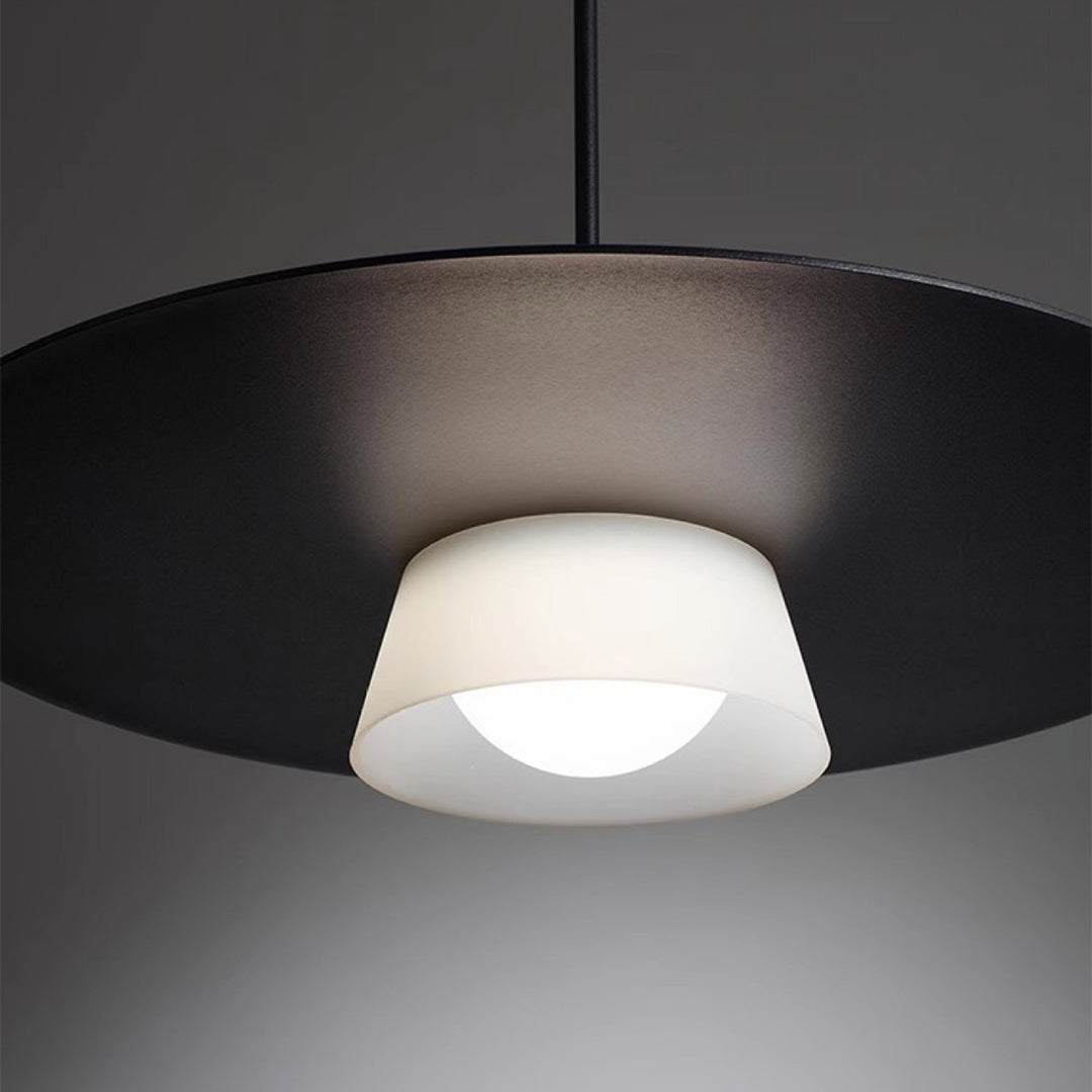 Nordic Minimalist Iron Pendant Light for Kitchen Island and Dining Areas