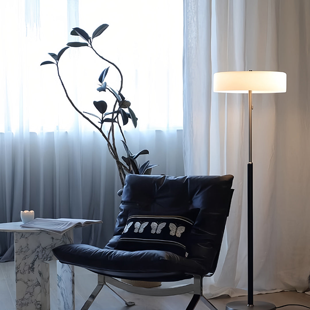 Lumière Drum Floor Lamp – LED Standing Light with Frosted Glass Shade