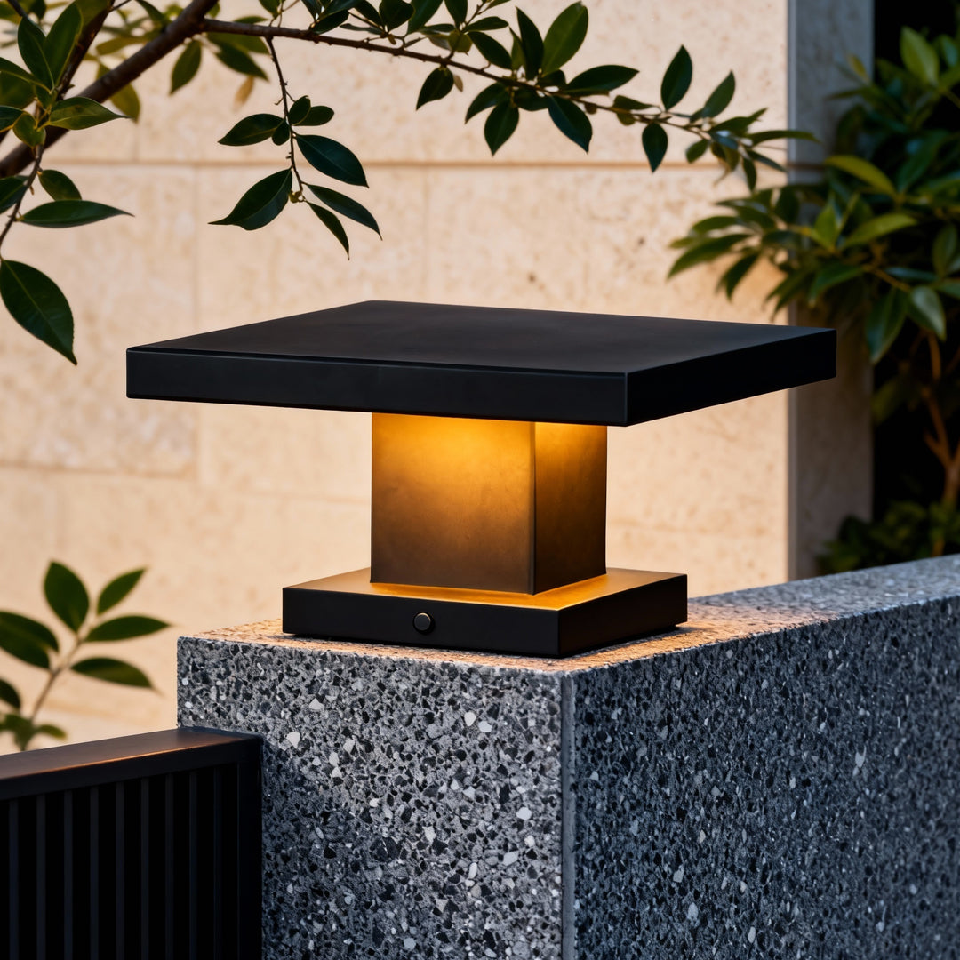 Modern LED Gate Pillar Light – Waterproof Aluminum Post Cap for Outdoor Fence