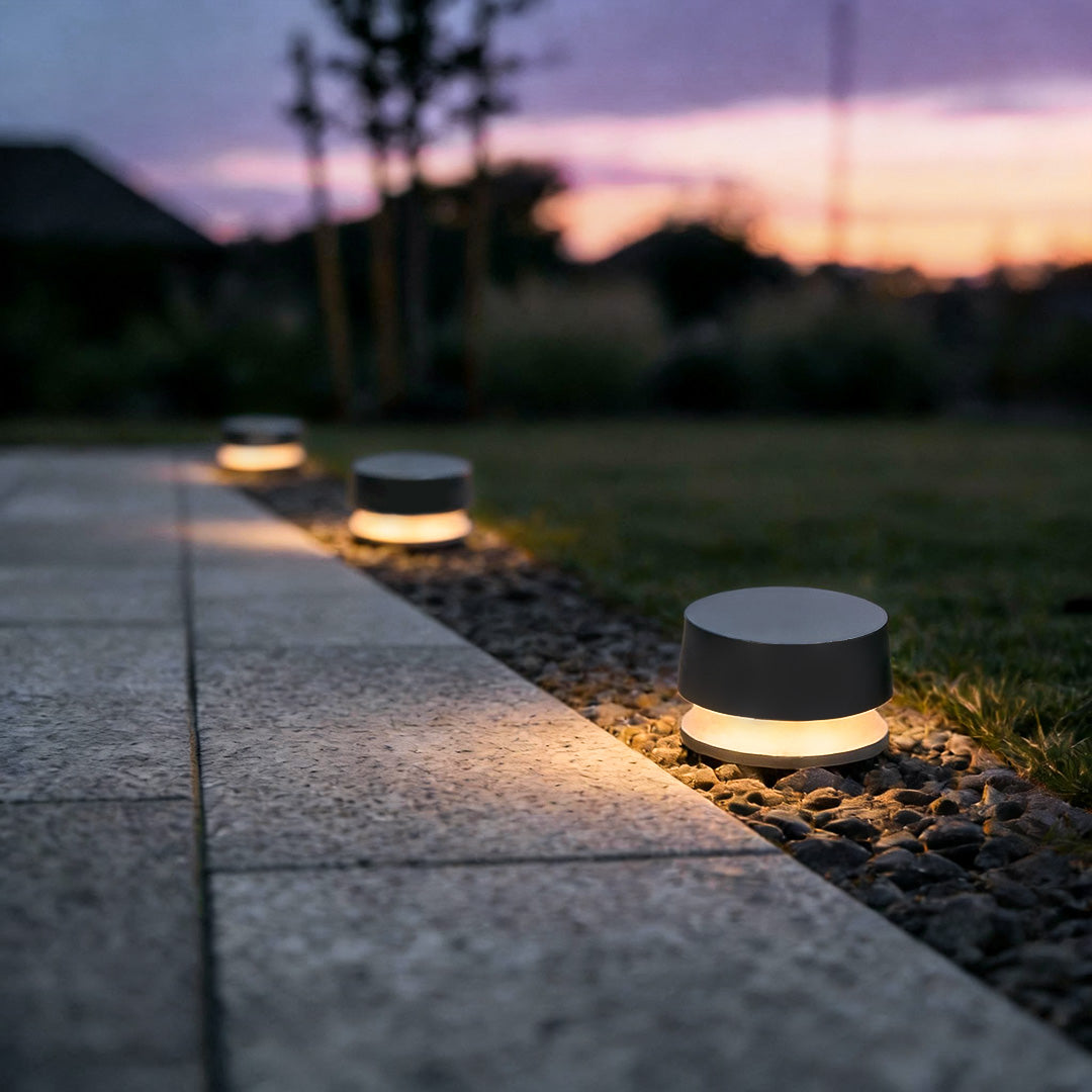 Modern LED Bollard Landscape Light – Minimalist Aluminum Path Lighting