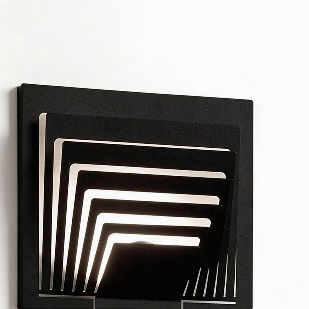 Modern Outdoor Wall Sconce in Black Stainless Steel