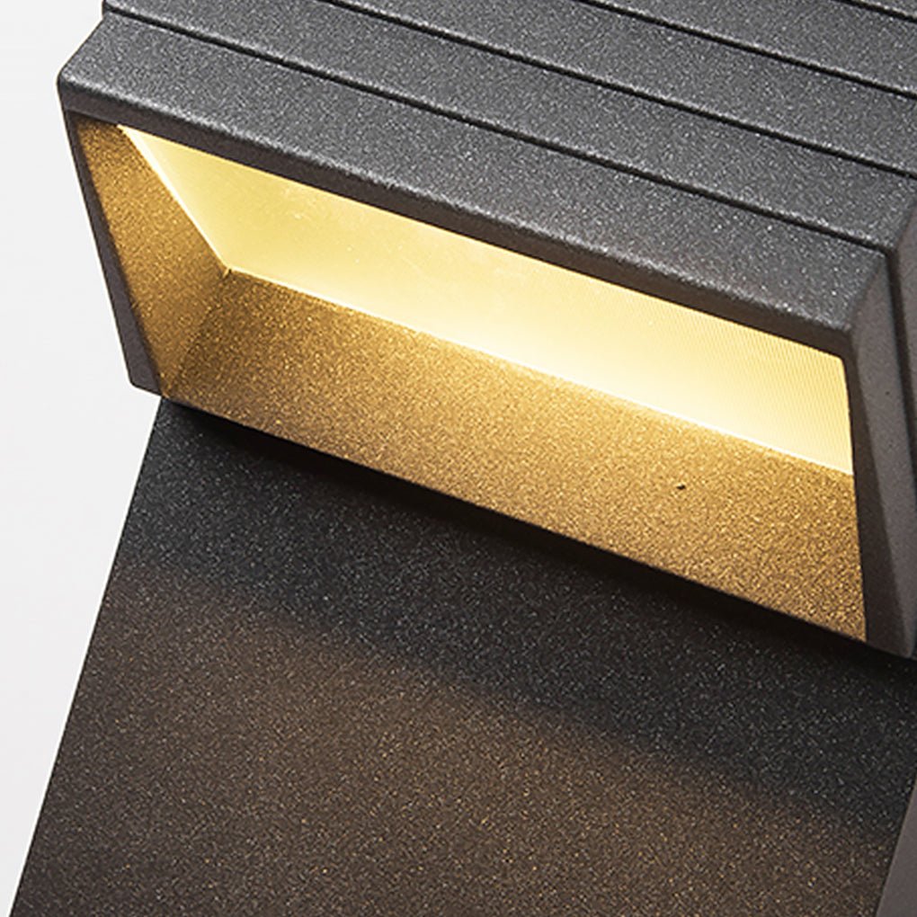 Flash Black LED Lawn Light | Minimalist Waterproof Landscape Lighting for Courtyards and Gardens