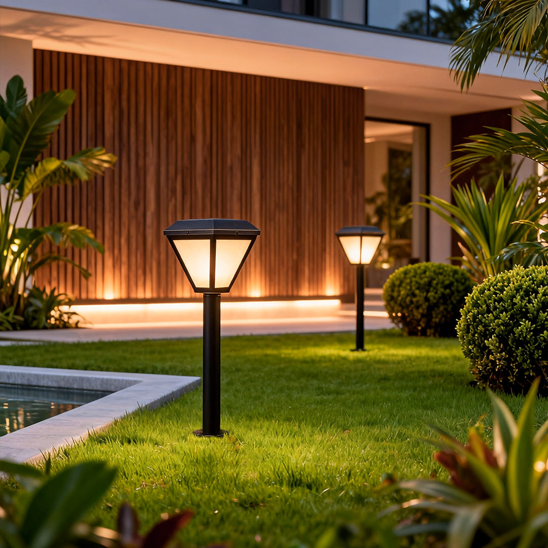 Solar Copper Bollard Path Light with Glass Shade for Garden Walkways