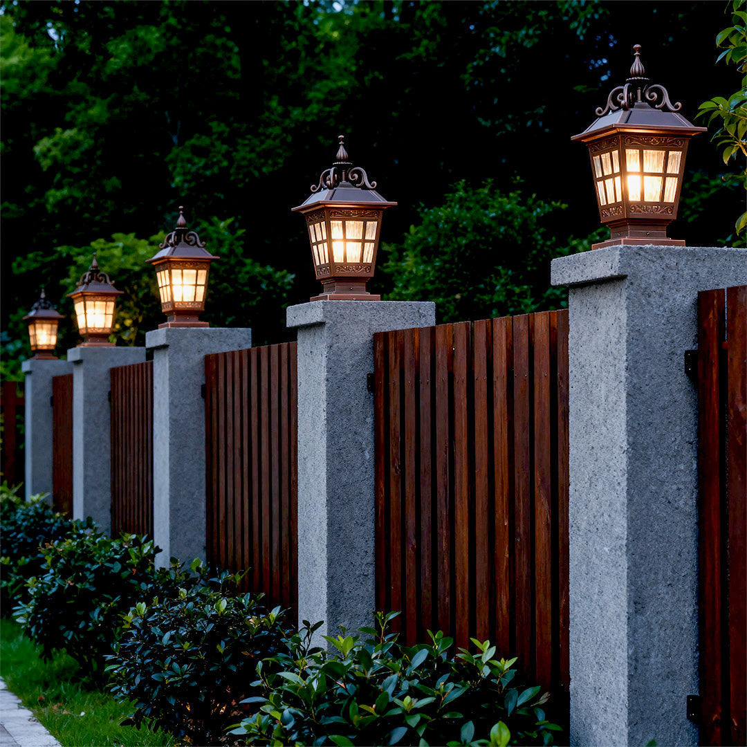 Pillar Garden Light in Chestnut Aluminum with Clear Glass Shade