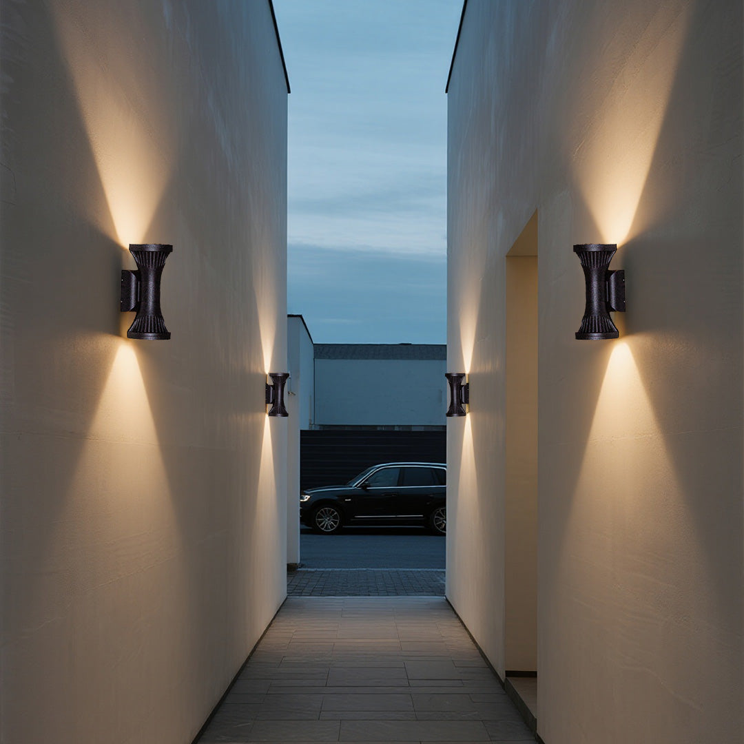 Minimalist Nordic Outdoor Wall Light in Die-Cast Aluminum