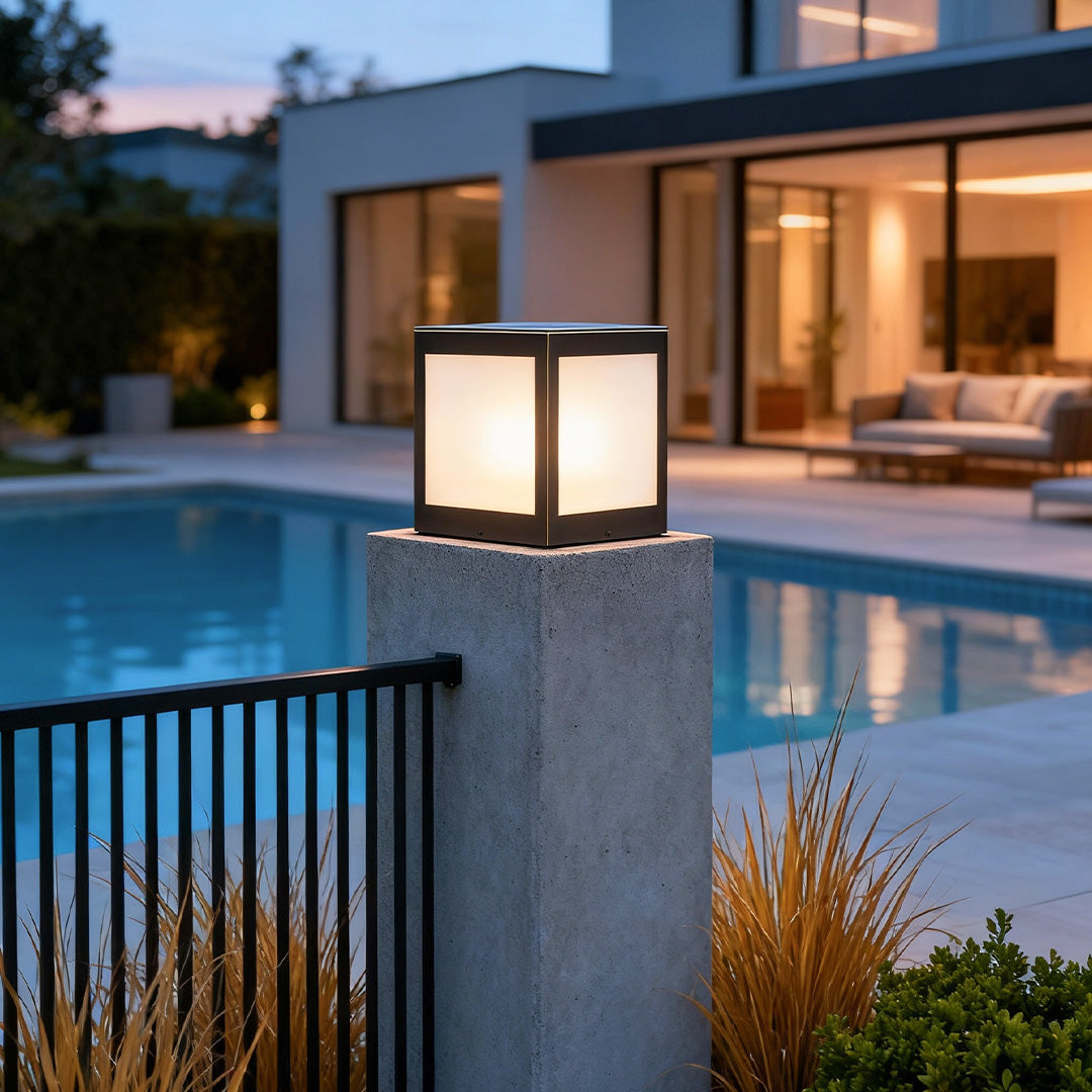 Copper Glass Solar Pillar Light – Modern Outdoor Post Lantern