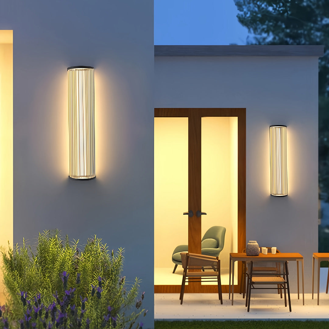 Modern Outdoor Wall Sconce – Minimalist Vertical LED Garden Light