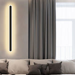 Linear LED Wall Sconce in Matte Black | Modern Minimalist Lighting
