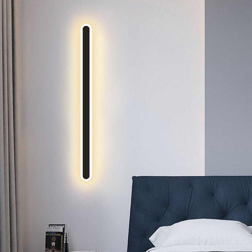 Linear LED Wall Sconce in Matte Black | Modern Minimalist Lighting