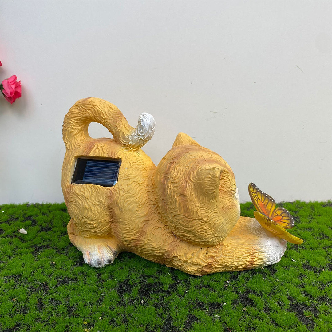 Handcrafted Resin Cat Solar Garden Lights with Warm LED Glow