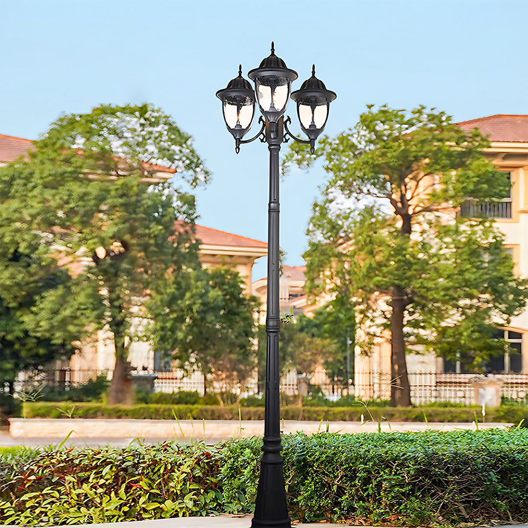 European Three-Light LED Post Lamp for Villa Gardens
