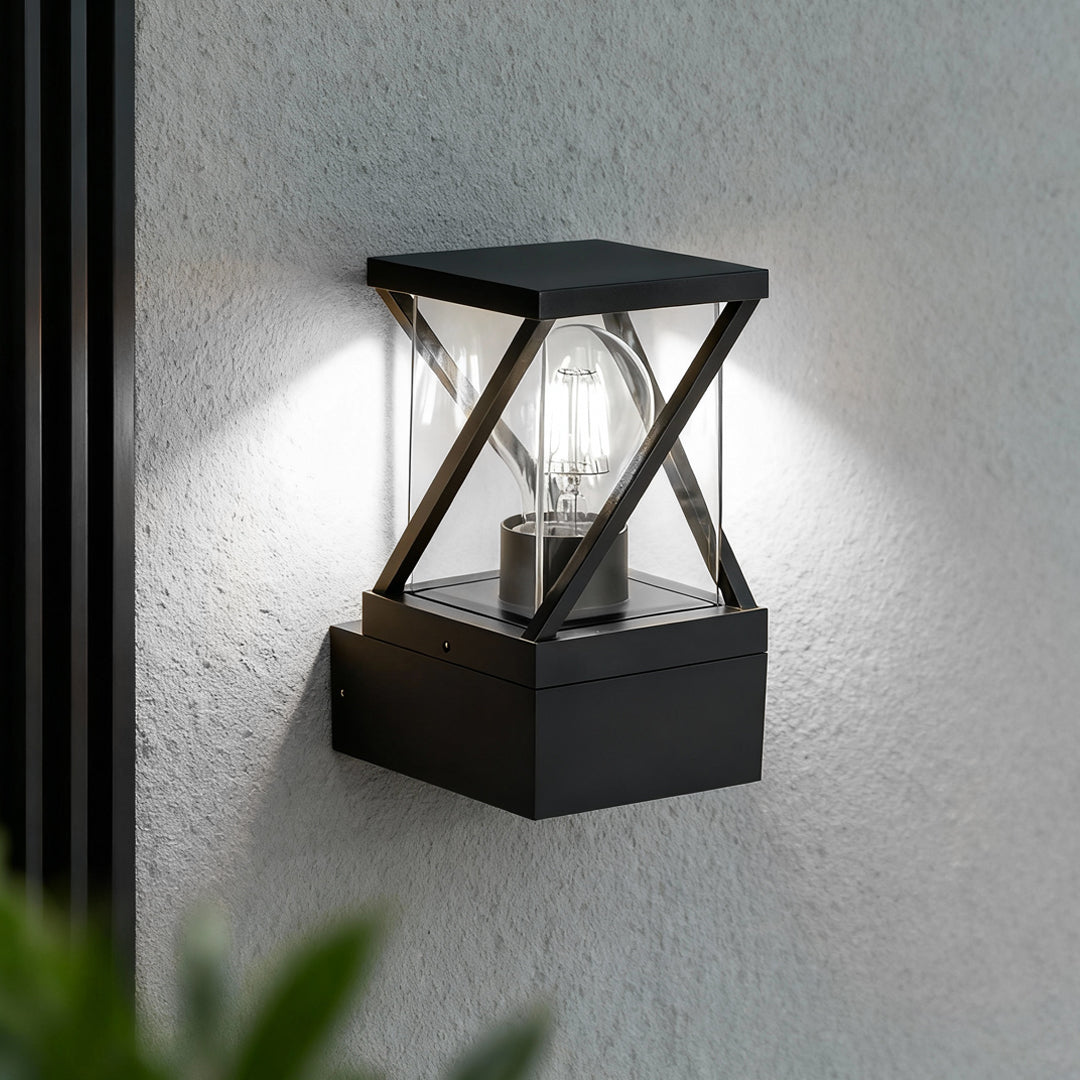 Modern Outdoor Wall Sconce with Aluminum Body and E27 Socket