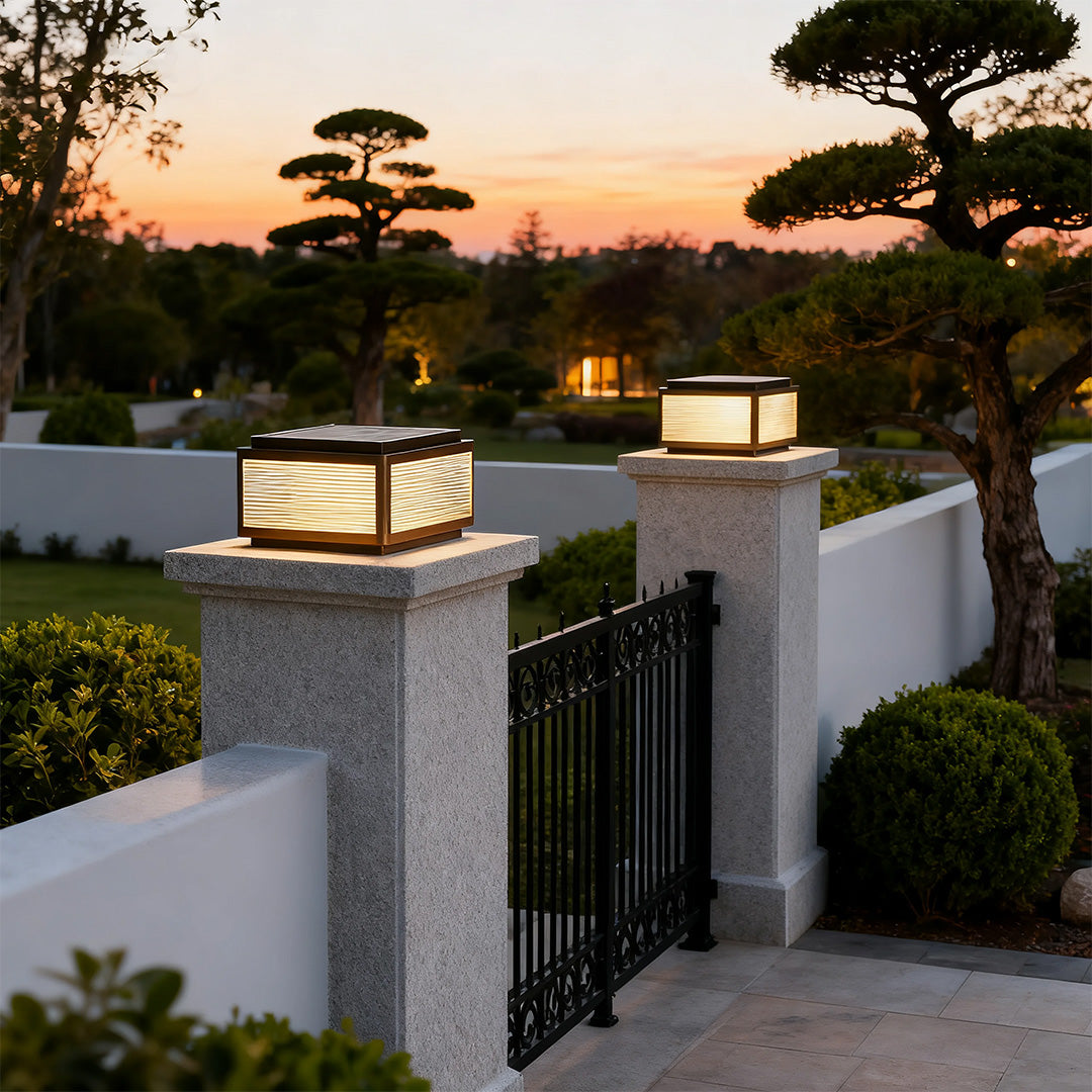 Modern Outdoor Pillar Lights for Patio & Gate Columns – Waterproof LED