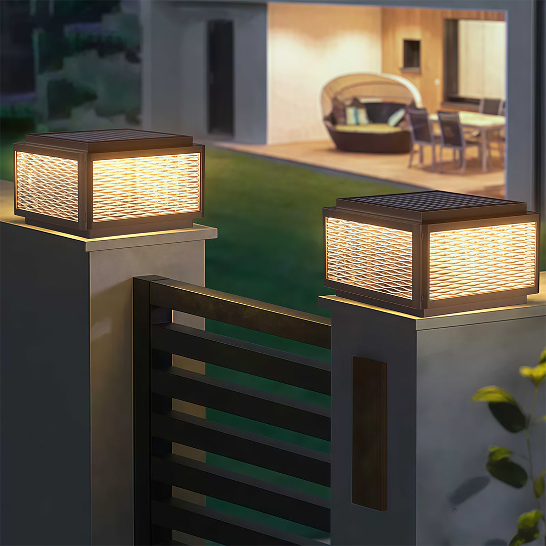 Minimalist Outdoor Pillar Top Light – Waterproof LED Post Cap Lantern