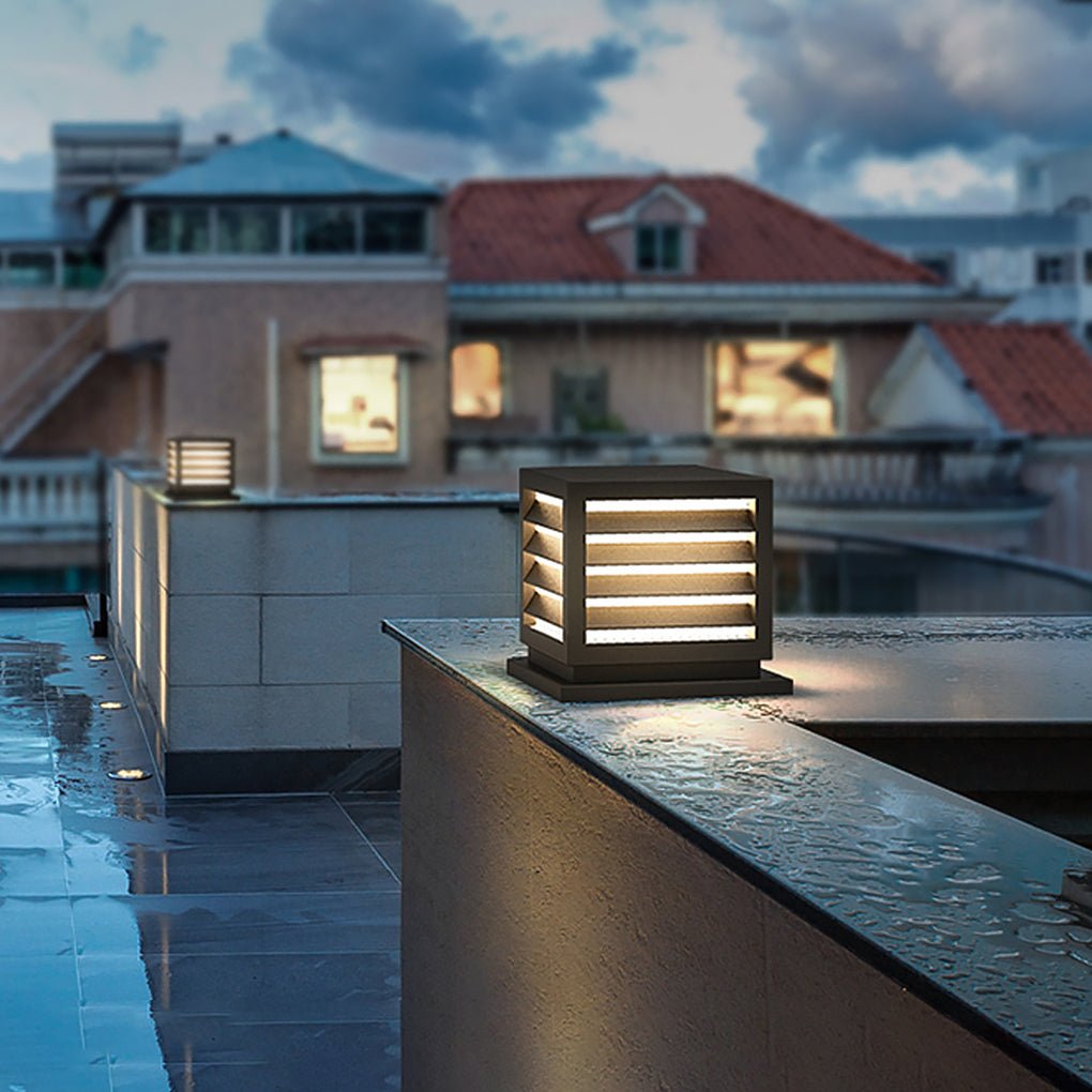 Outdoor Waterproof Led Post Lights Solar Landscape Decorative Lighting For Villa Fence