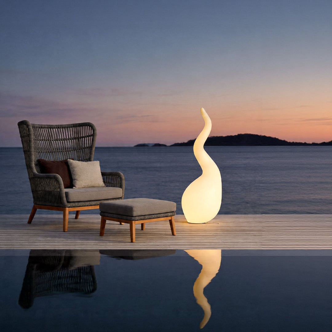Aurelia Outdoor Floor Lamp – Modern Water Drop Landscape Lighting