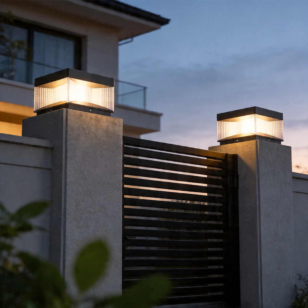 Modern Outdoor Solar Pillar Lights for Villa Gates and Gardens