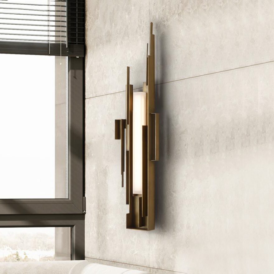 Metal Sculpted Sconce