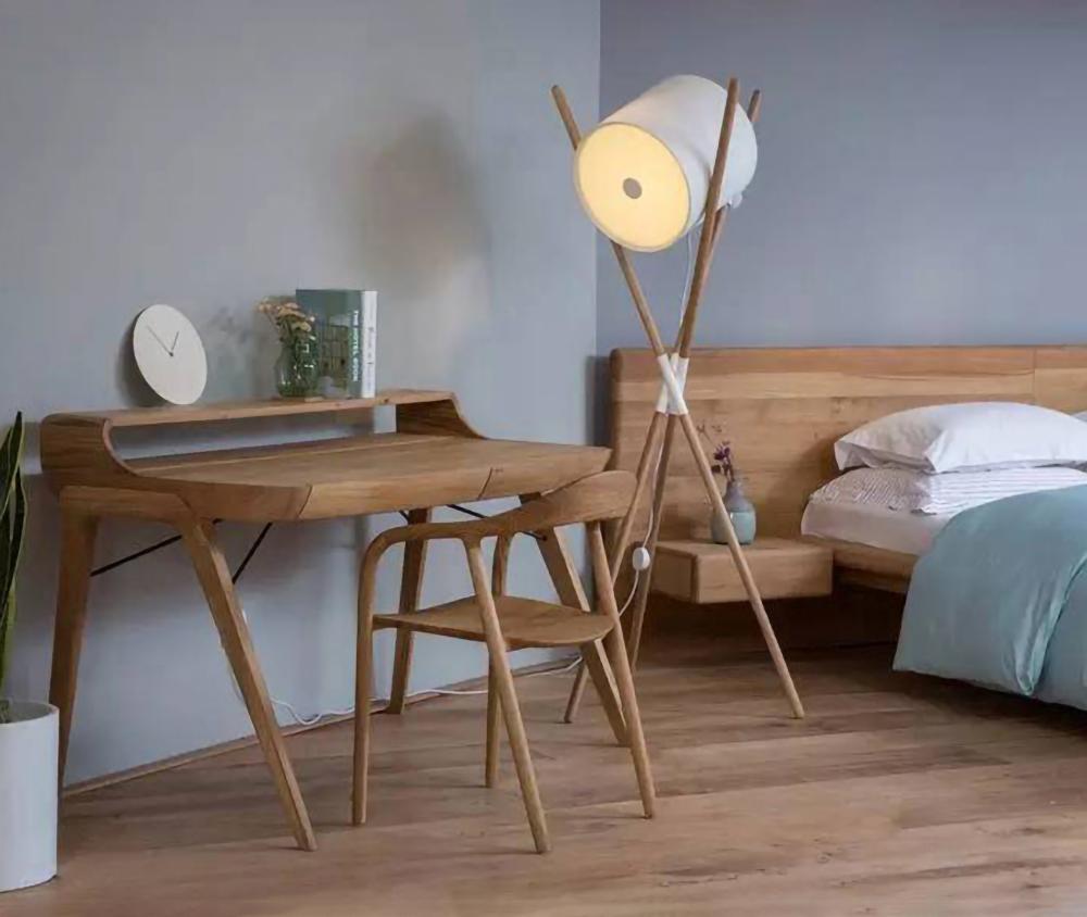 Shift Floor Lamp