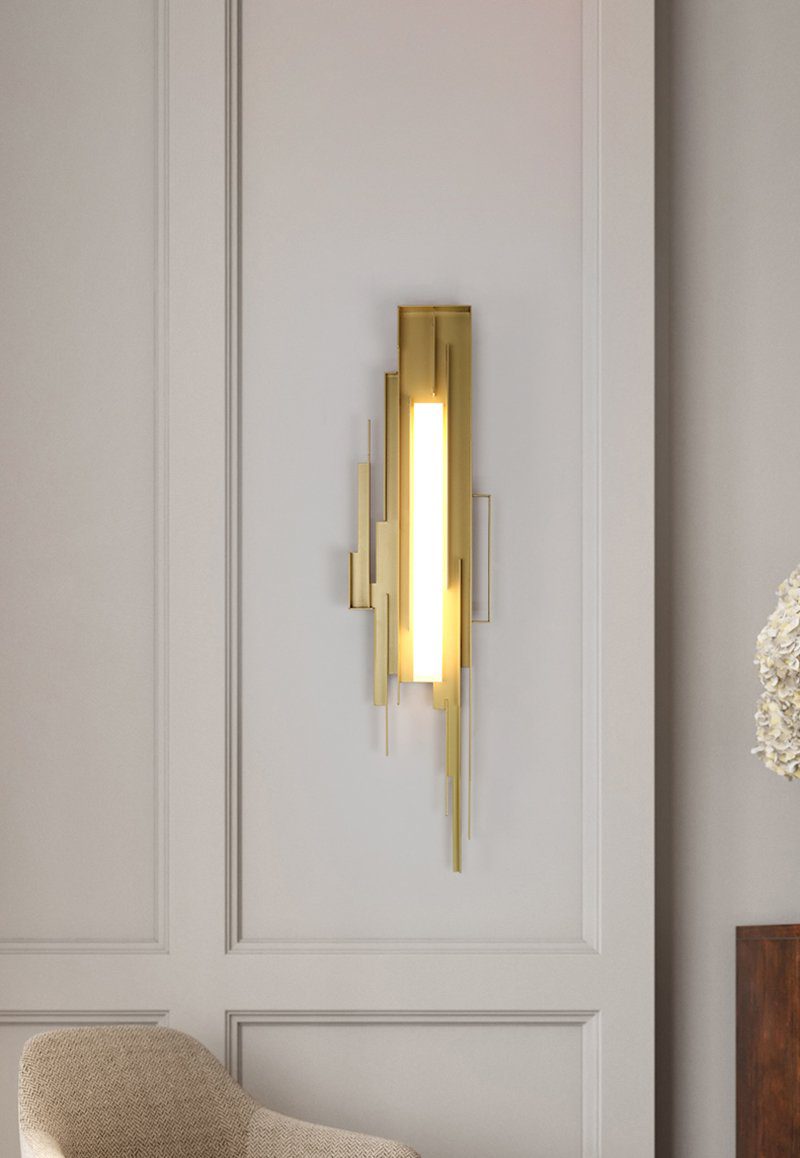 Metal Sculpted Sconce