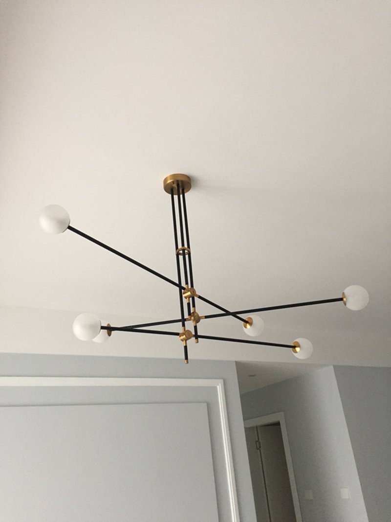 SI Chandelier
