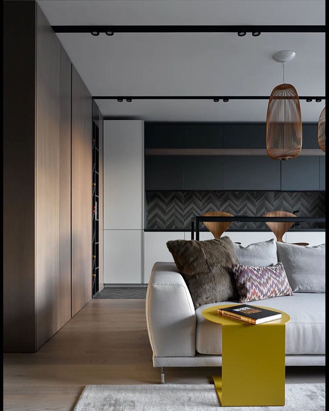 Spokes Suspension Lamp