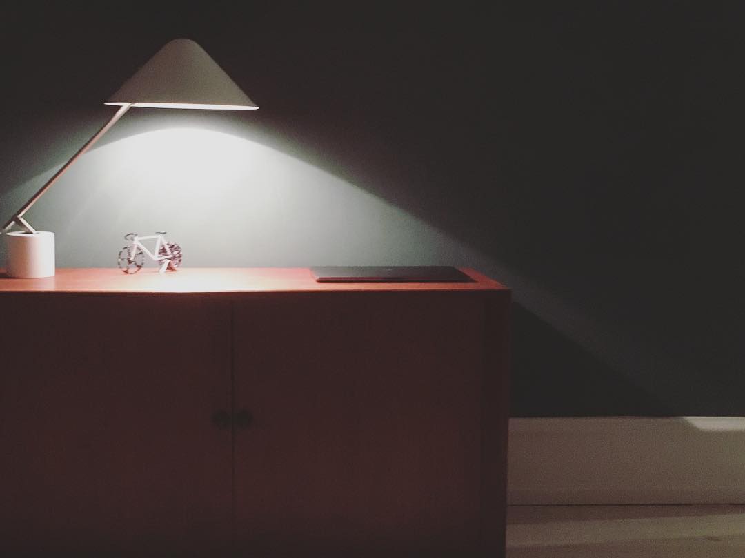 Small Hat Table Lamp