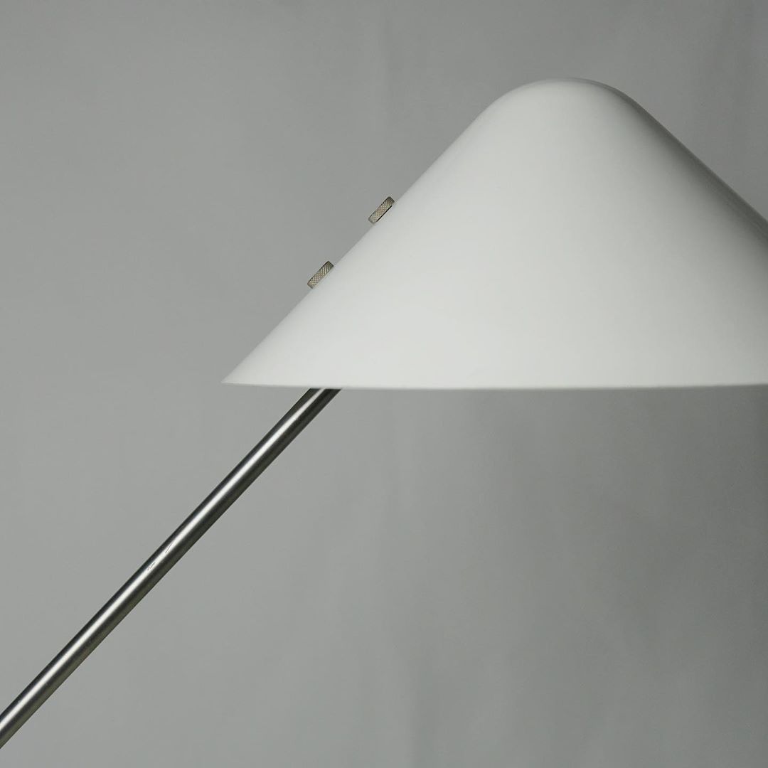 Small Hat Table Lamp