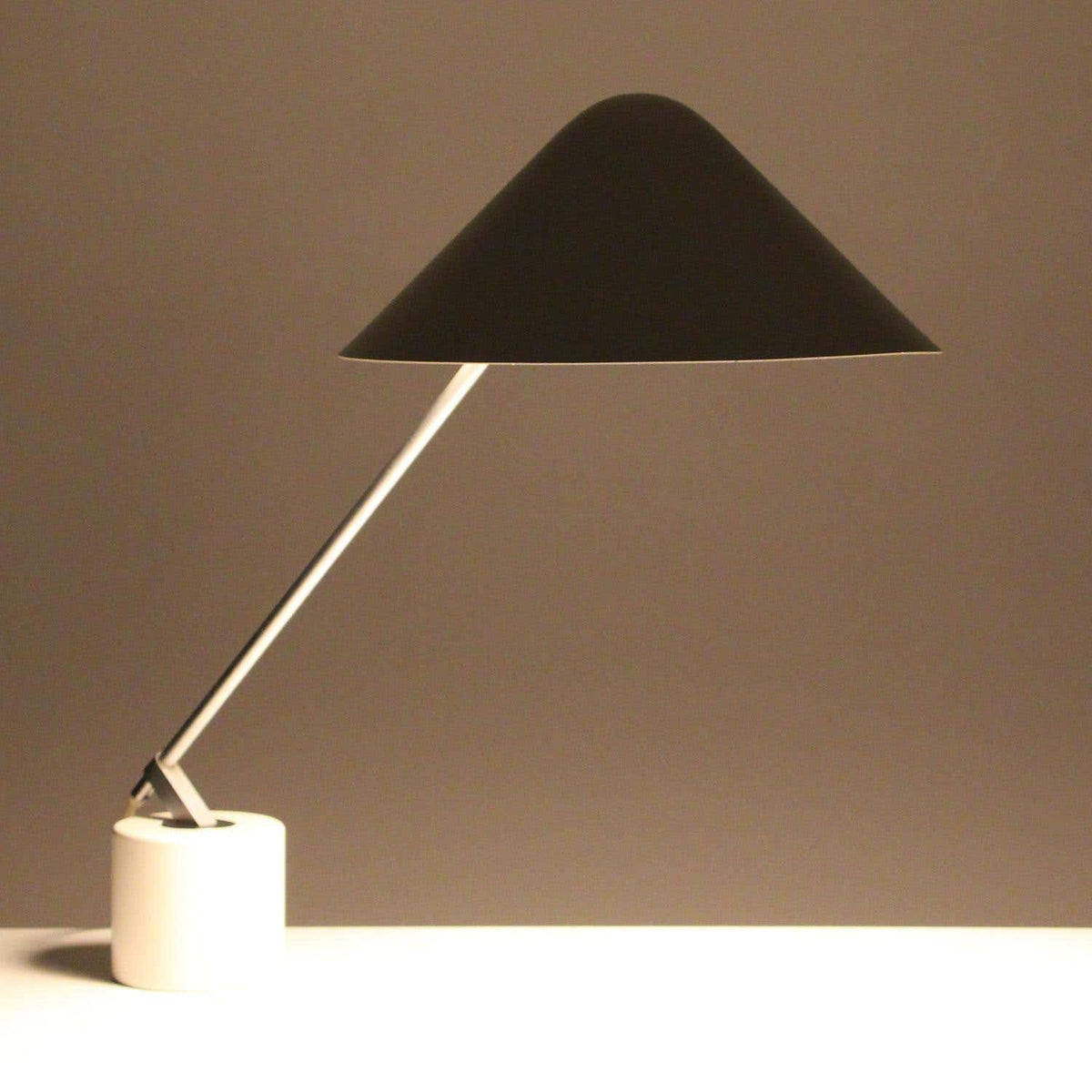 Small Hat Table Lamp