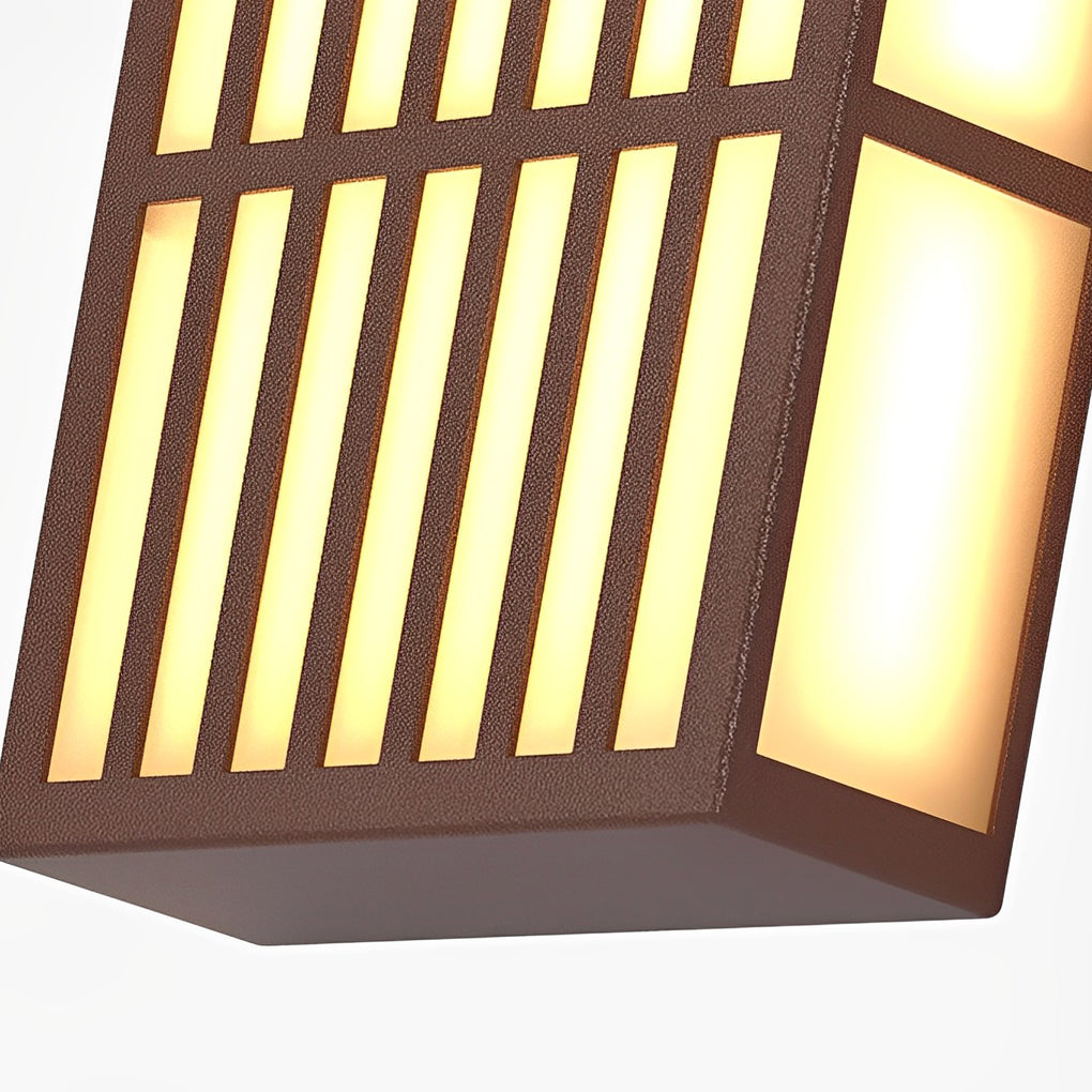 Outdoor Wall Light with Vertical Stripe Grid in Brown