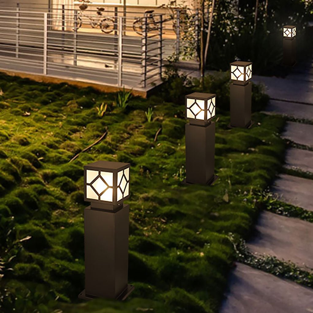 Retro European Solar Bollard Light with Frosted Glass Shade