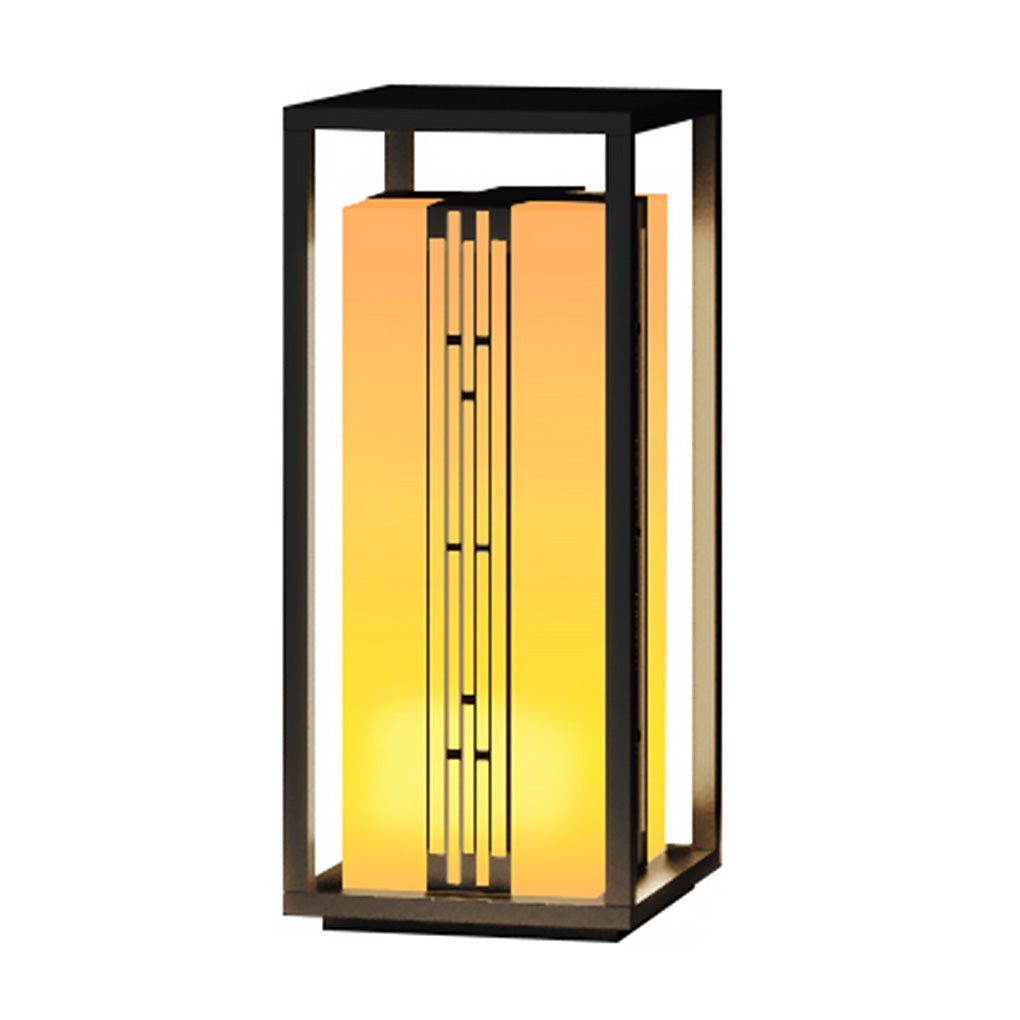 Retro Outdoor Garden Lamp with Refined Line Design