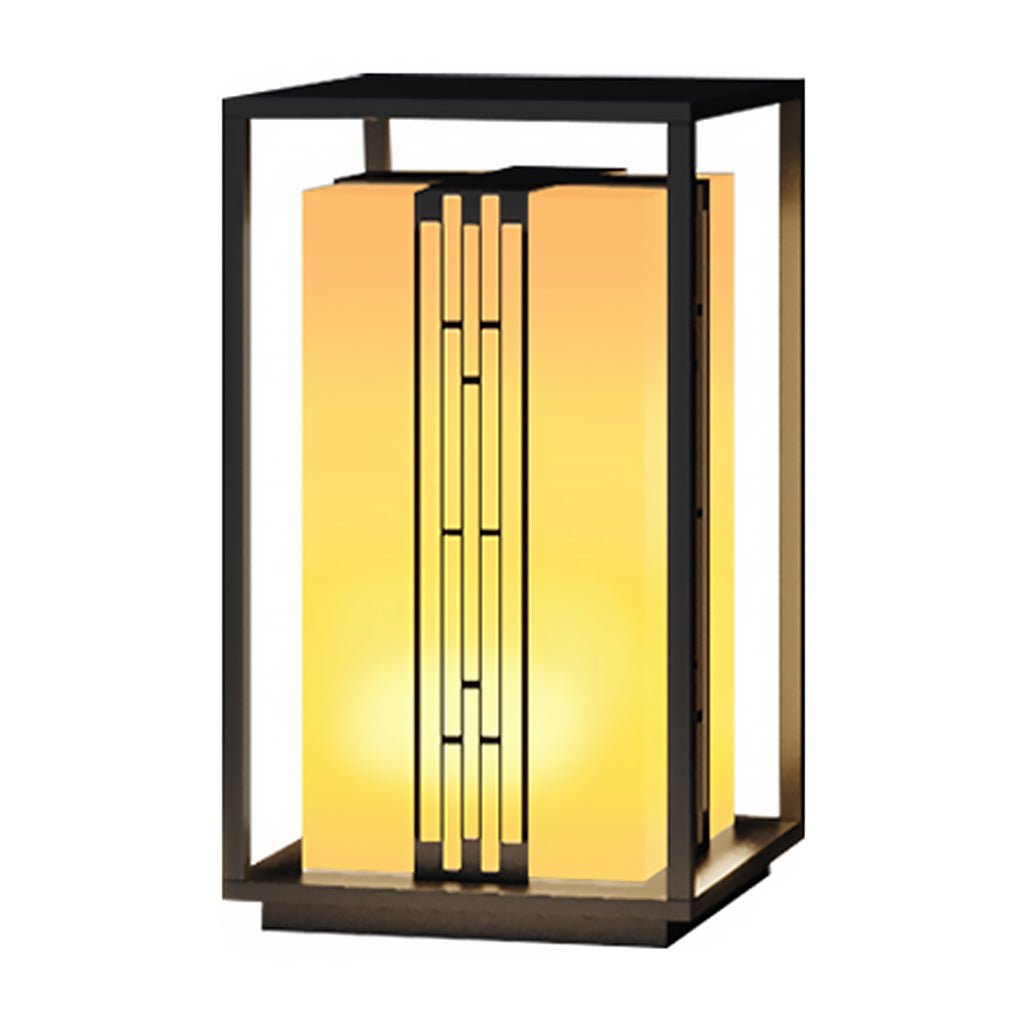 Retro Outdoor Garden Lamp with Refined Line Design