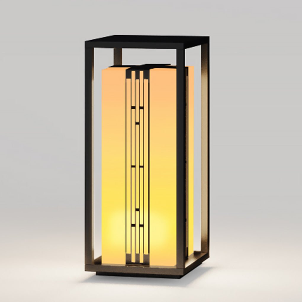 Retro Outdoor Garden Lamp with Refined Line Design