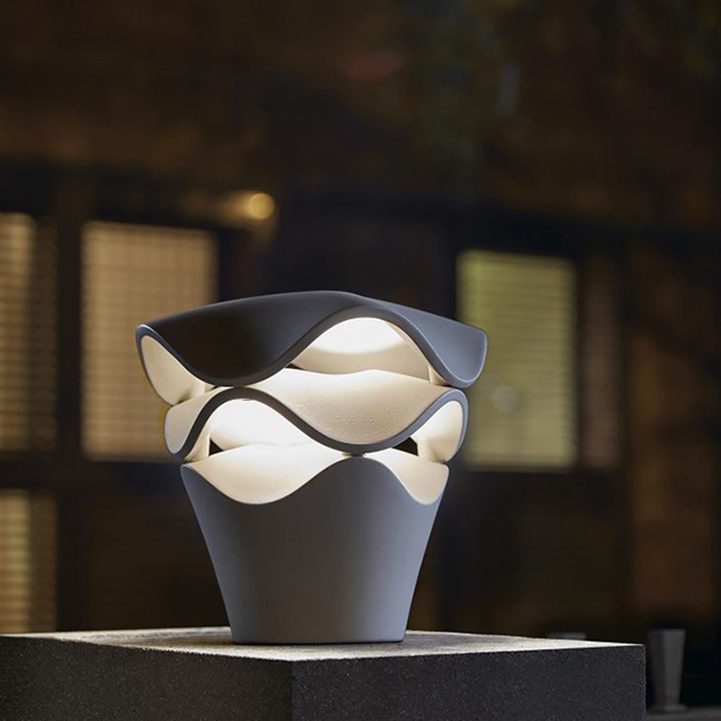 Wave Path Light – Modern Aluminum Bollard for Garden & Landscape
