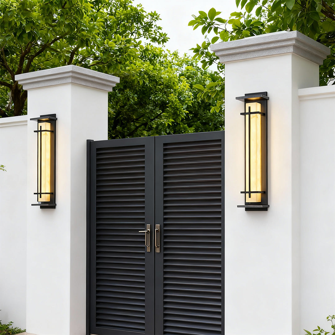Minimalist Waterproof Outdoor Wall Light in Black Stainless Steel