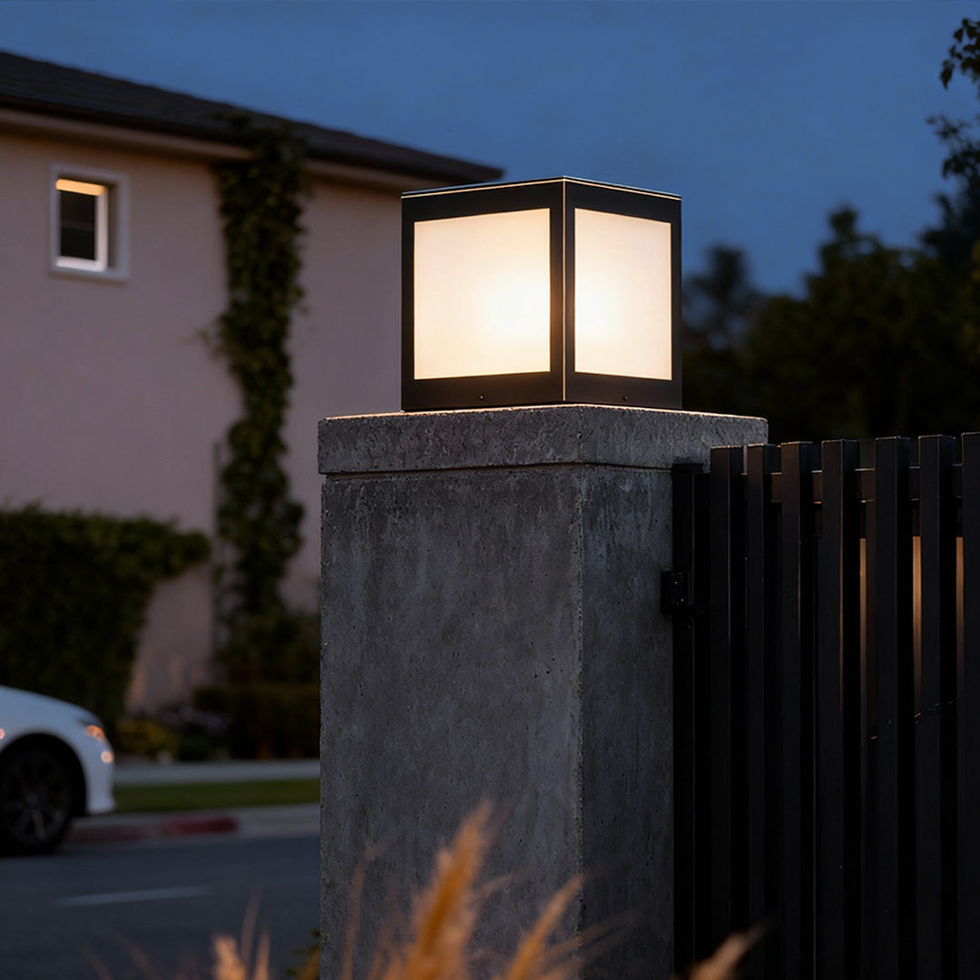 Copper Glass Solar Pillar Light – Modern Outdoor Post Lantern