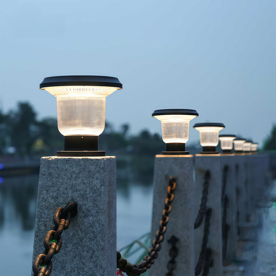Modern Outdoor Pillar Light – Waterproof Aluminum LED Post Lamp for Courtyard & Entryway