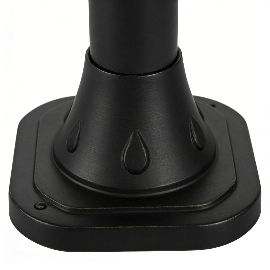 Modern Solar Path Lights in Black Aluminum for Landscape Illumination