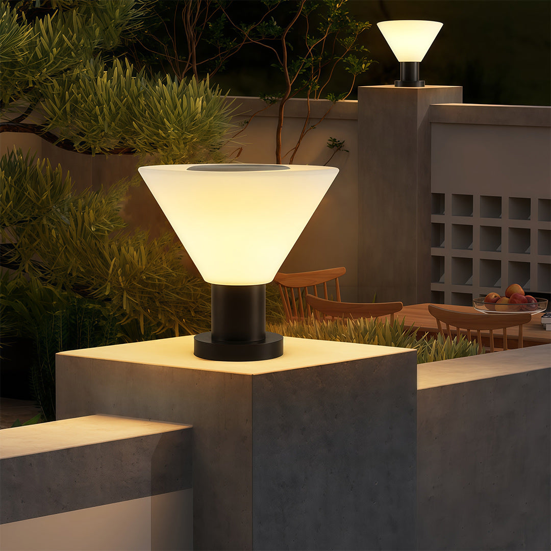 Outdoor Pillar Light with Stainless Steel Frame and PE Shade