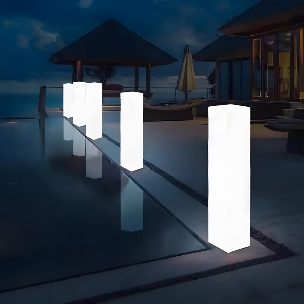 Lumina Square LED Floor Lamp for Modern Outdoor Spaces