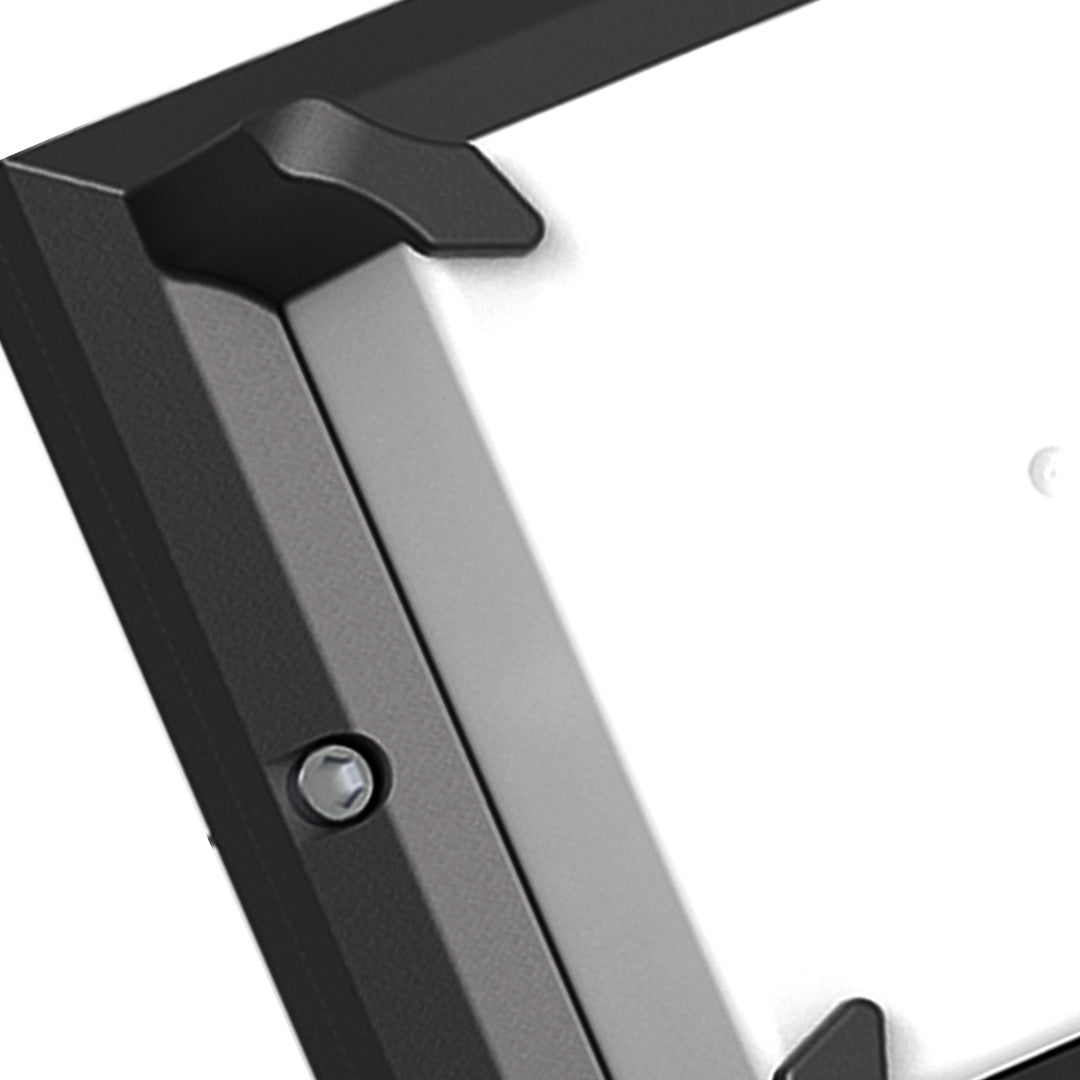 Modern Outdoor Wall Sconce in Black Die-Cast Aluminum