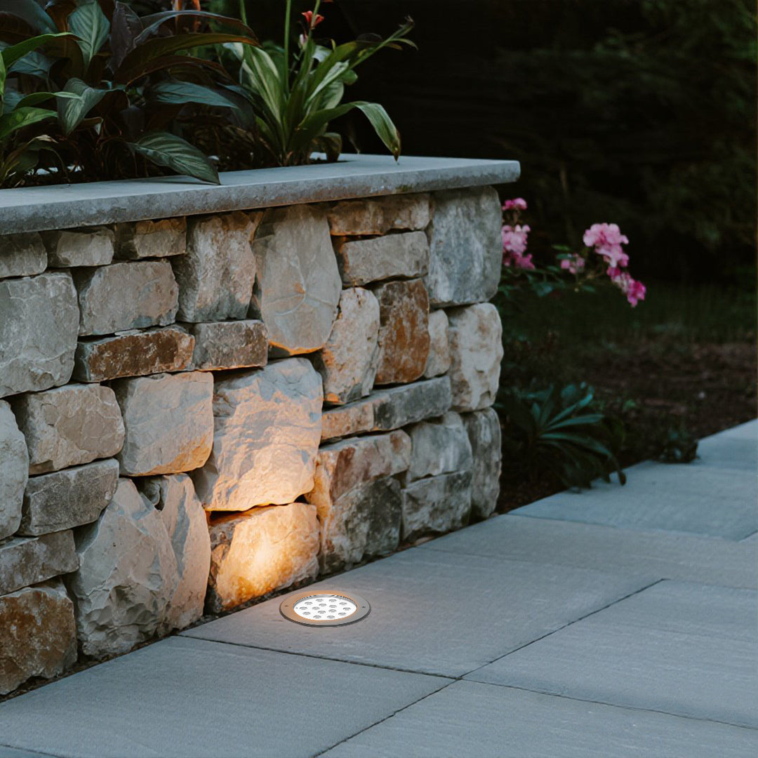 Minimalist LED In-Ground Well Light for Outdoor Landscapes
