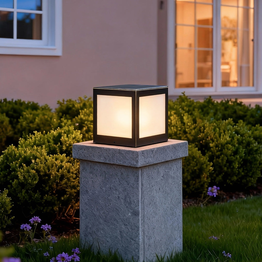 Copper Glass Solar Pillar Light – Modern Outdoor Post Lantern