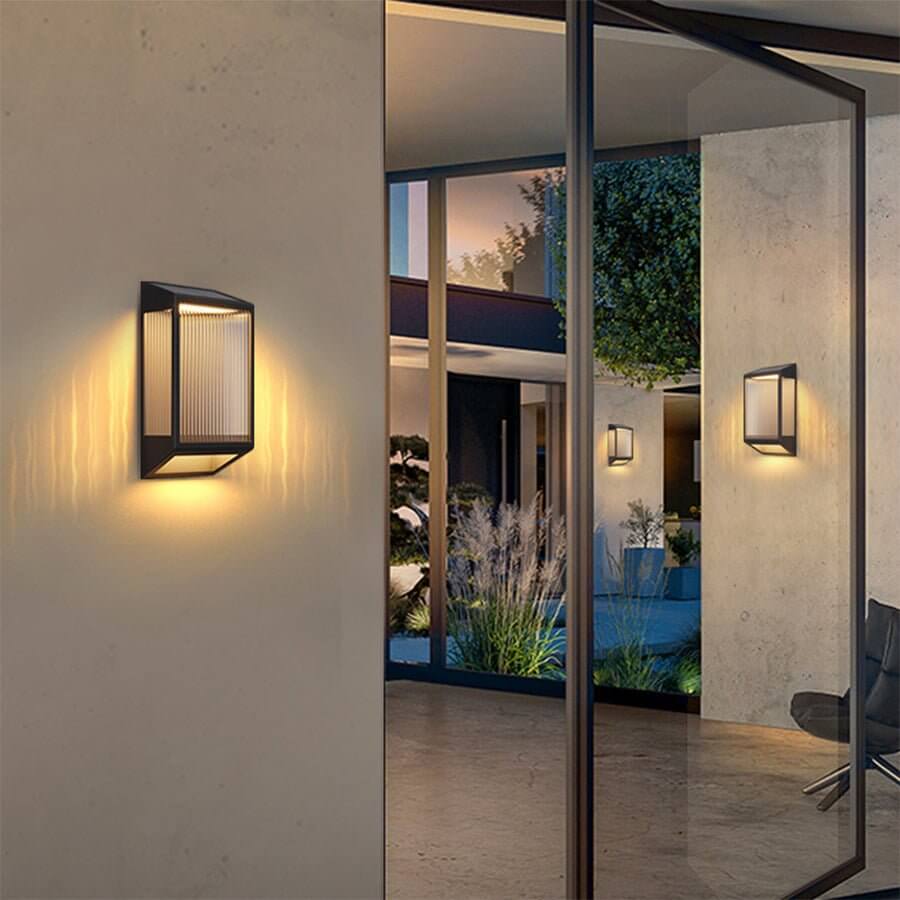 Vertical Ripped Acrylic LED Outdoor Wall Light, Modern Waterproof Sconce