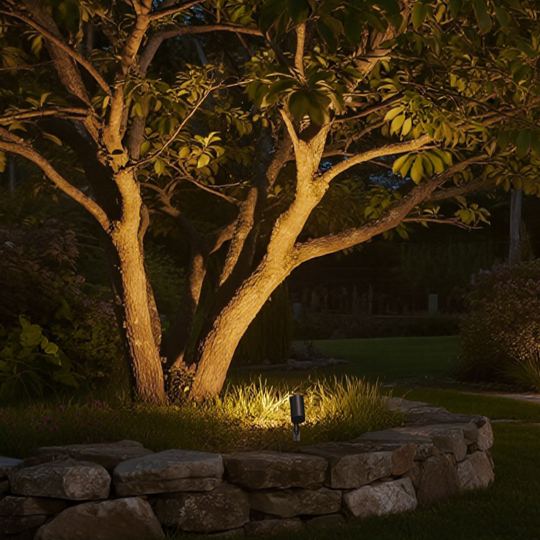 LED Landscape Spotlights with Die-Cast Aluminum Housing for Garden and Pathway Illumination