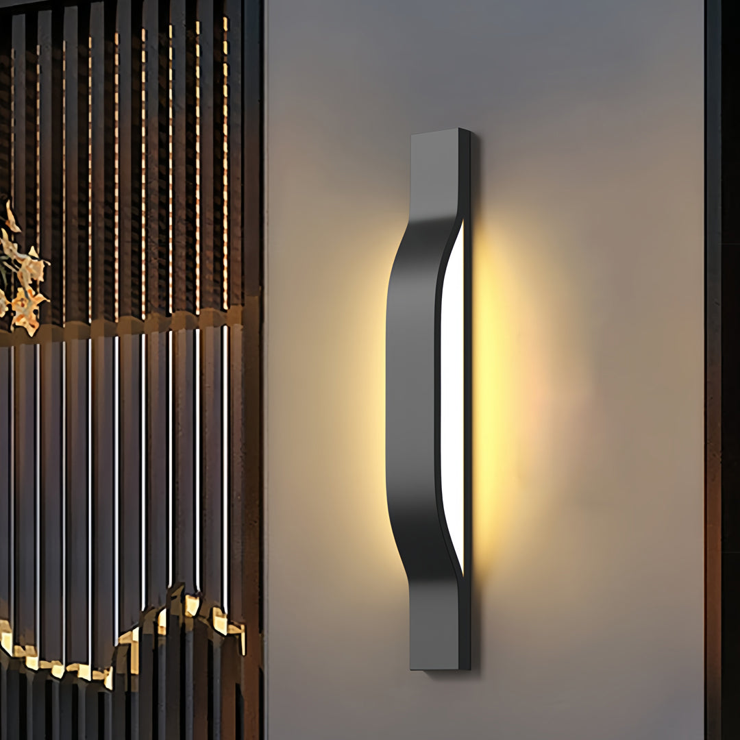 Modern Outdoor Wall Sconce in Black Stainless Steel with Warm LED Glow