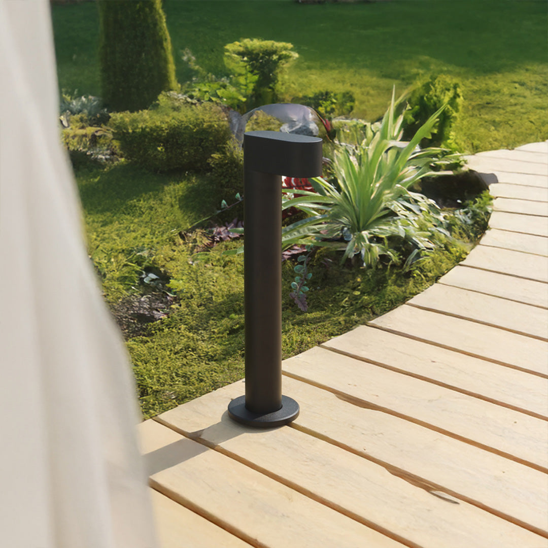 Modern Outdoor Bollard Light – Waterproof LED Pathway Luminaire in Black